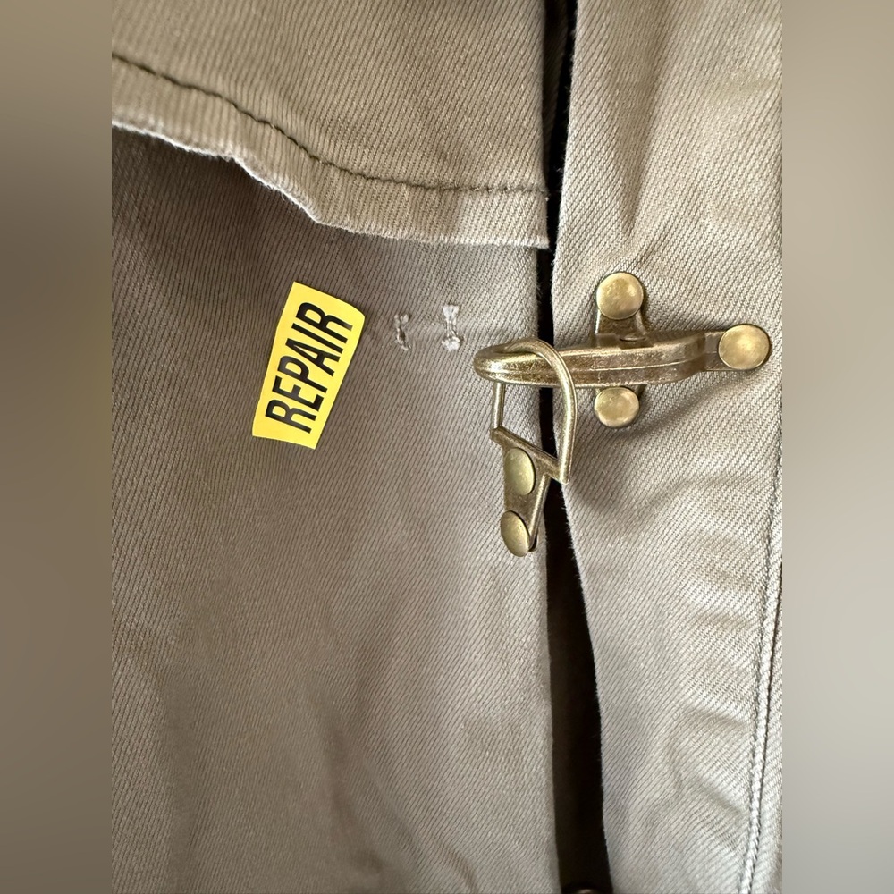 Found Buckle Coat - Picture 6 of 9